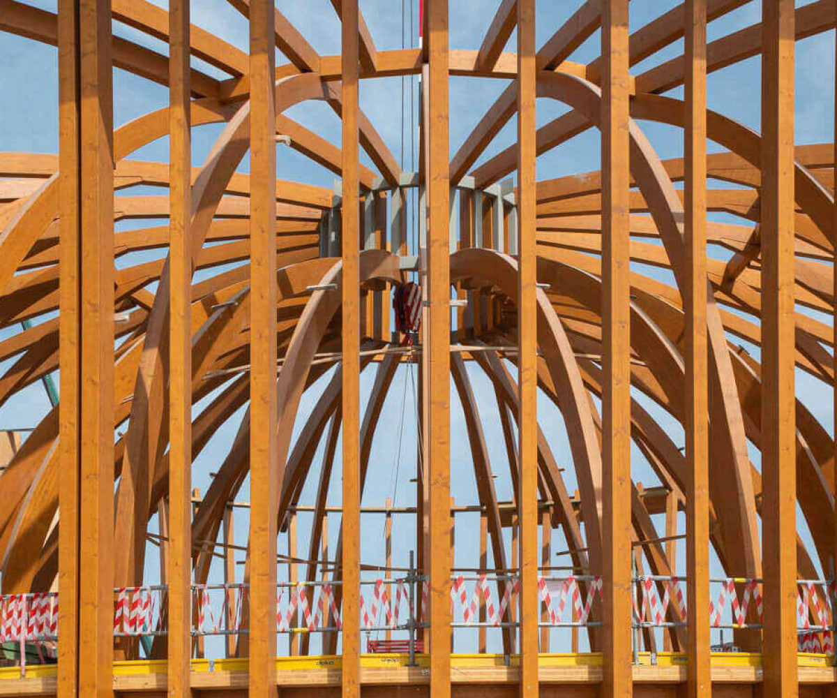Már a belső munkák indulnak Dubajban a különleges faszerkezetű magyar pavilonon