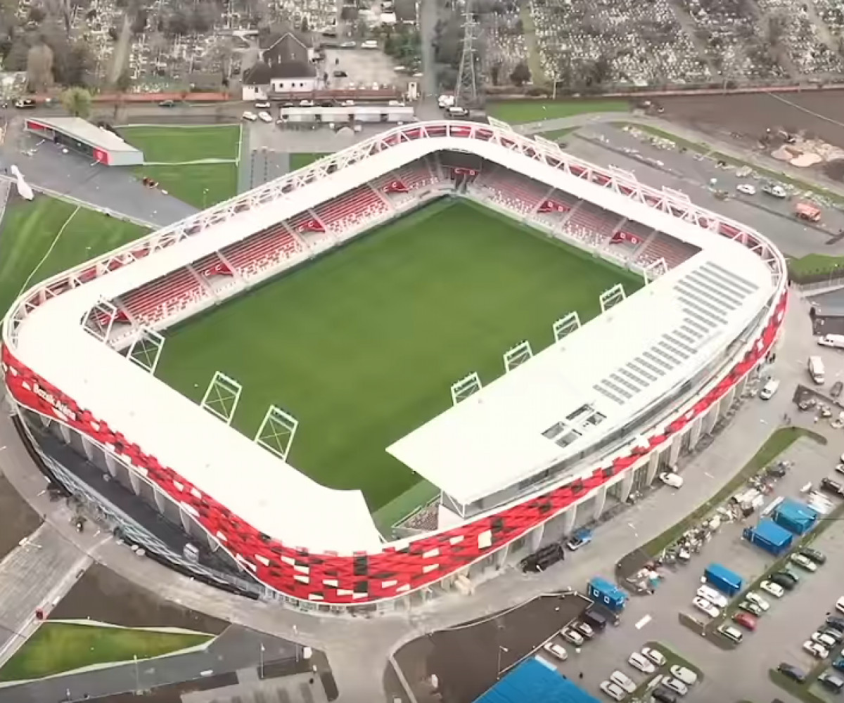 Célegyenesben az új Bozsik Stadion – videó