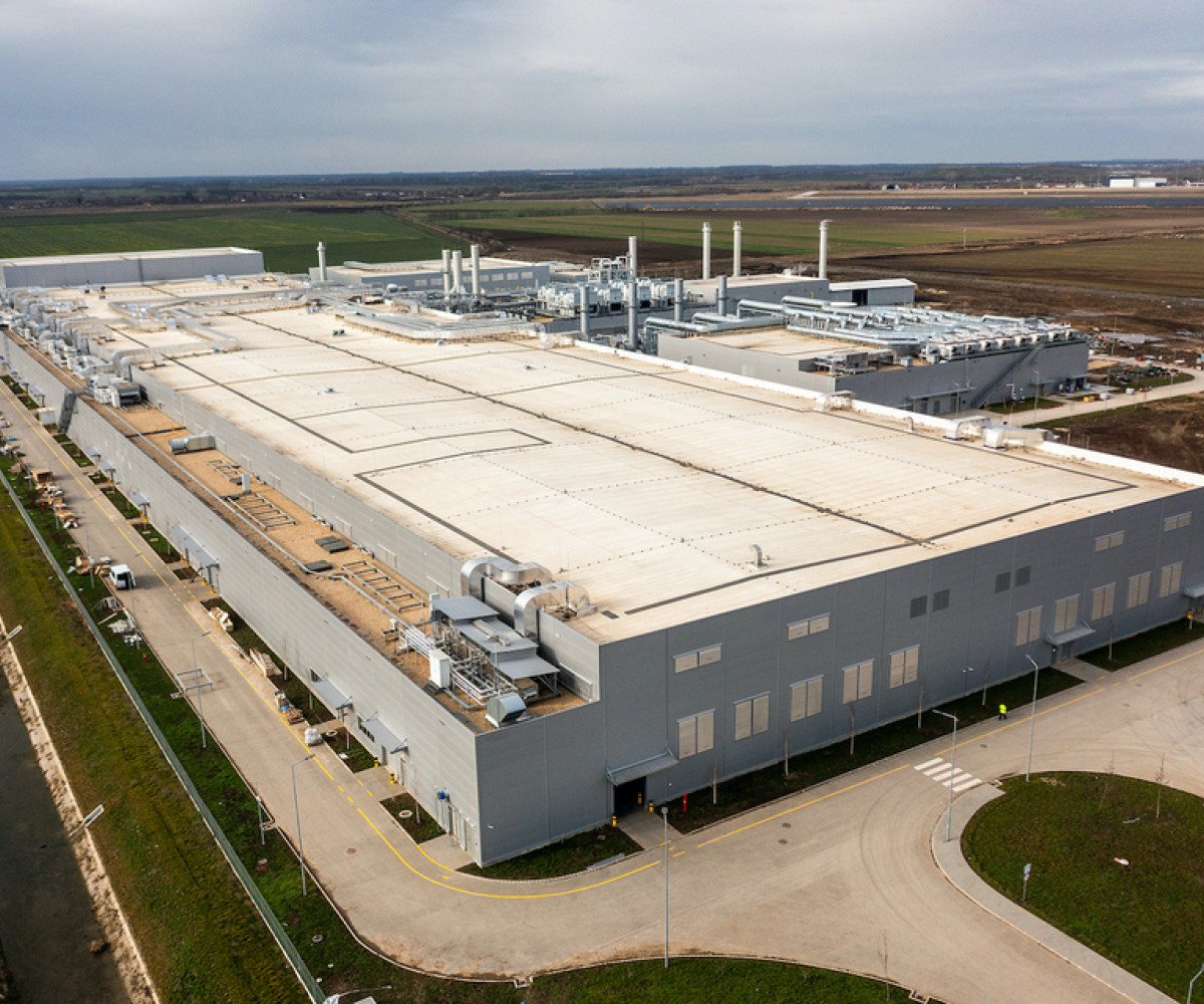 „A Semcorp-beruházás valódi mérföldkő a WHB számára” – Interjú Suppán Mátéval, a WEST HUNGÁRIA BAU Kft. területi igazgatójával